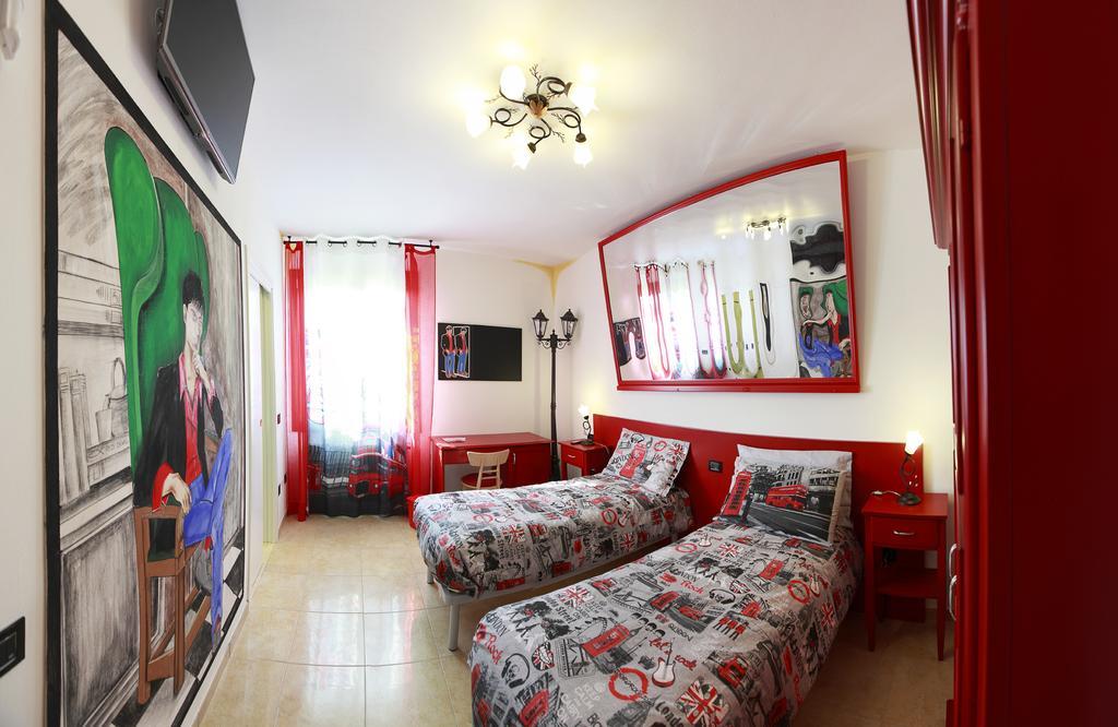 Borgo Dei Sensi Bed & Breakfast Casumaro Ruang foto